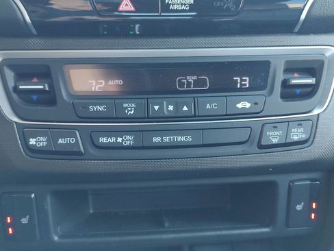 Used 2023 Honda Passport TrailSport image 11