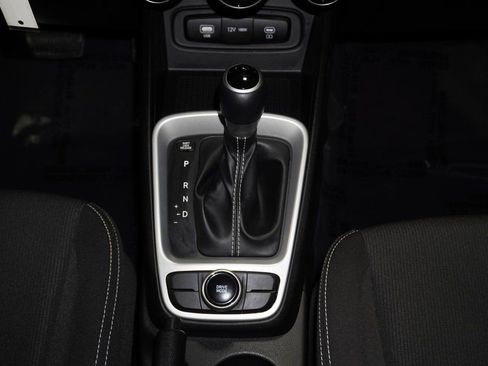 Certified 2023 Hyundai Venue SEL image 20