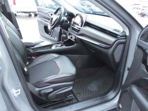 Certified 2022 Jeep Compass Trailhawk w/ Sun and Sound Group image 16