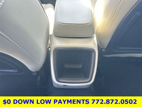 Used 2021 Volvo XC40 T5 Momentum w/ Protection Package Premier image 18