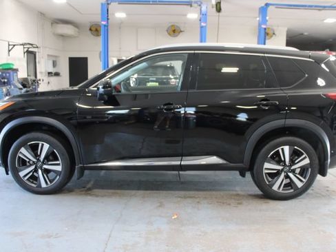 Used 2023 Nissan Rogue Platinum AWD/4WD image 6
