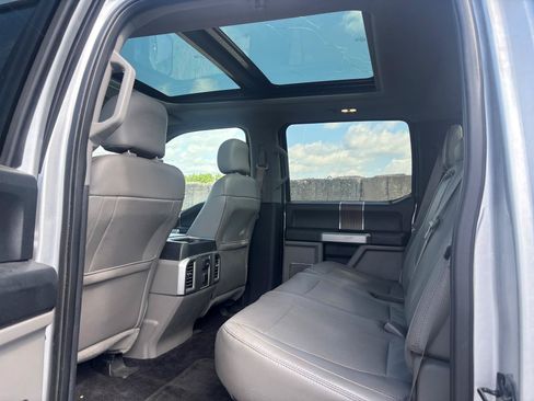 Used 2015 Ford F150 Lariat AWD/4WD image 17