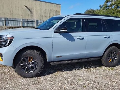 New 2025 Ford Expedition Tremor image 4