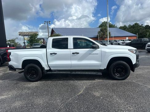 Used 2023 Chevrolet Colorado W/T w/ WT Convenience Package II RWD image 2