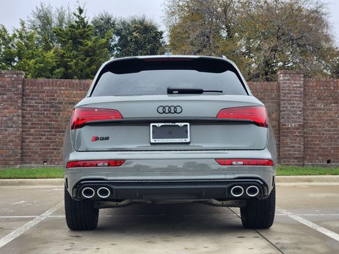 Used 2022 Audi SQ5 Premium Plus w/ Premium Plus Package image 7