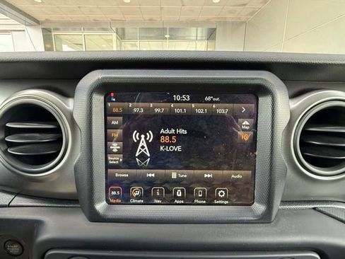 Used 2018 Jeep Wrangler Unlimited Sport AWD/4WD image 31