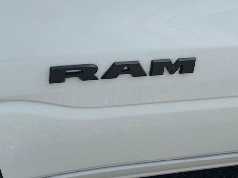 Used 2021 RAM 1500 Big Horn RWD image 17