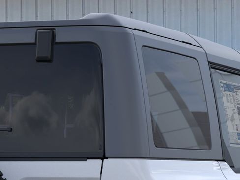 Used 2026 Ford Bronco Outer Banks AWD/4WD image 25