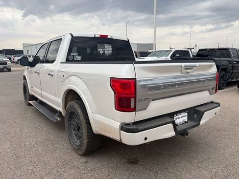 Used 2018 Ford F150 Platinum w/ Equipment Group 701A Luxury AWD/4WD image 3