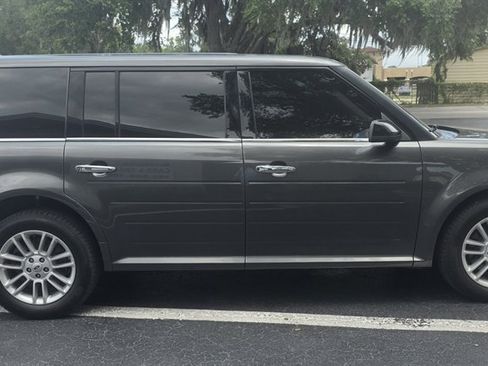 Used 2019 Ford Flex SEL AWD/4WD image 9
