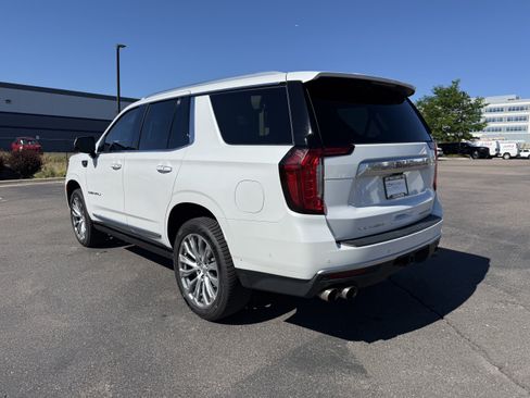 Used 2023 GMC Yukon Denali w/ Denali Reserve Package AWD/4WD image 5