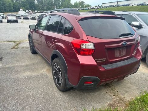 Used 2015 Subaru Crosstrek 2.0i Limited w/ Popular Package #2 AWD/4WD image 4