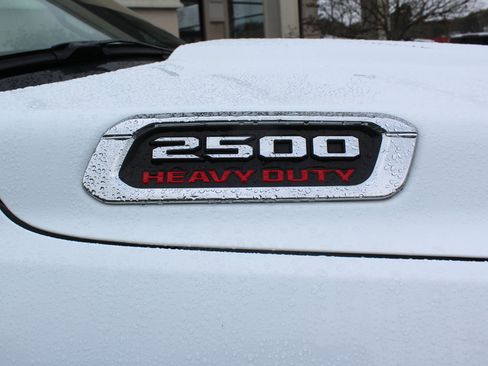 Used 2024 RAM 2500 Tradesman w/ Chrome Appearance Group image 35