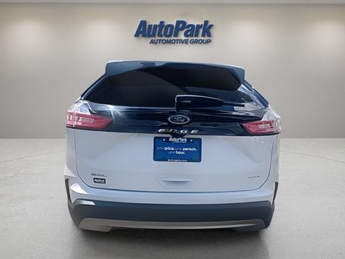 Used 2024 Ford Edge SEL w/ Convenience Package AWD/4WD image 6