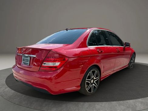 Used 2014 Mercedes-Benz C 250 Sedan image 5