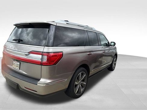 Used 2019 Lincoln Navigator Reserve AWD/4WD image 15