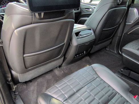 Used 2023 Cadillac Escalade V w/ Heavy-Duty Trailer Package image 18