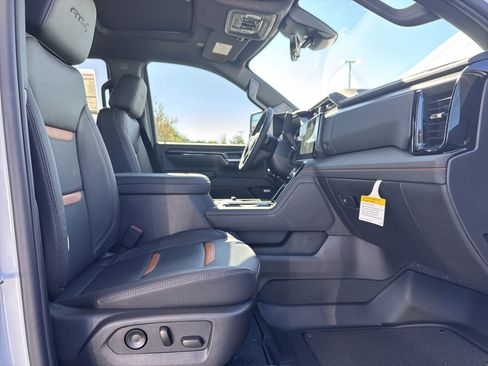 New 2026 GMC Sierra 2500 AT4 w/ AT4 Premium Plus Package image 32