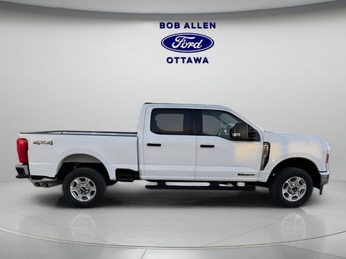 Used 2025 Ford F250 XLT AWD/4WD image 14