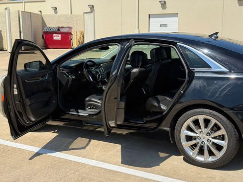 Used 2014 Cadillac XTS Luxury FWD image 11