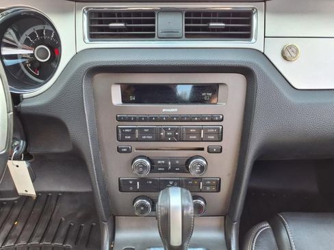 Used 2013 Ford Mustang GT Premium w/ Security Pkg image 7