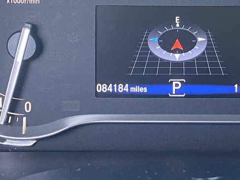 Used 2016 Honda Pilot Touring image 33