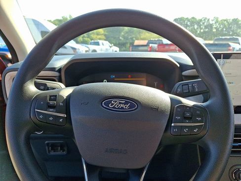 New 2025 Ford Maverick XLT w/ 4K Tow Package image 16