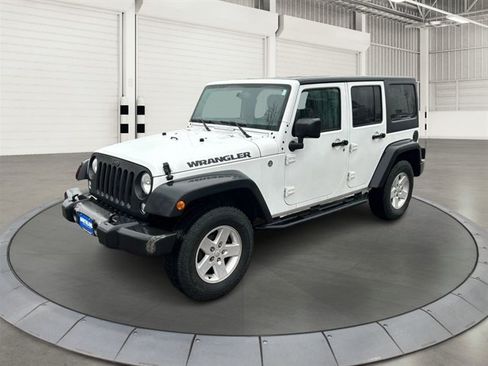 Used 2016 Jeep Wrangler Unlimited Sport AWD/4WD image 9