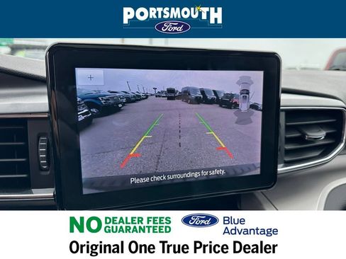 Used 2024 Ford Explorer XLT w/ Equipment Group 202A image 14