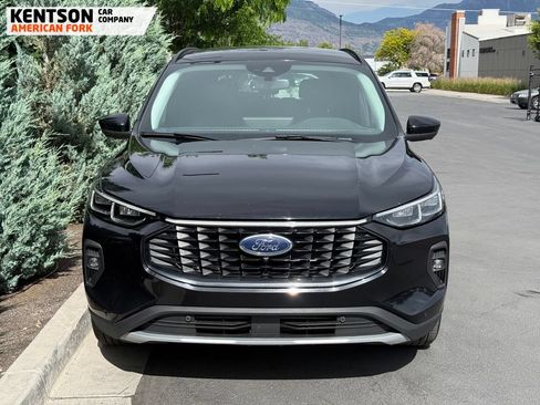 Used 2024 Ford Escape Platinum AWD/4WD image 2