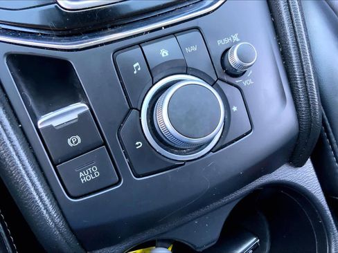 Used 2020 MAZDA CX-5 Touring image 31