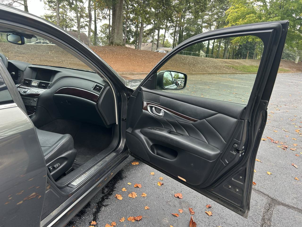 Used 2012 INFINITI M37 w/ Premium Pkg RWD image 17