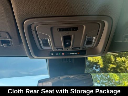 Used 2025 Chevrolet Silverado 2500 LT image 12