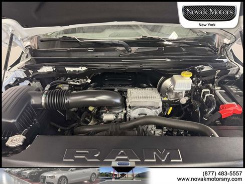 Used 2023 RAM 1500 Laramie AWD/4WD image 7