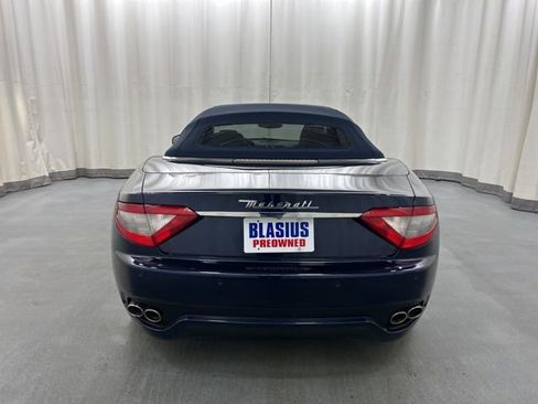 Used 2012 Maserati GranTurismo Convertible image 5