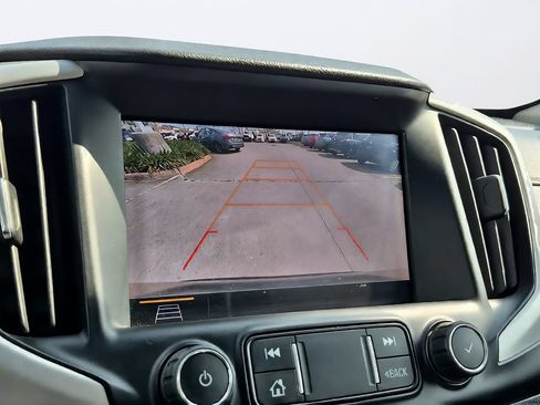 Used 2020 GMC Terrain SLT w/ Preferred Package FWD image 17
