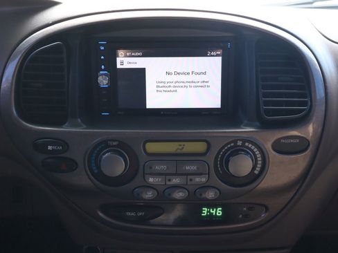 Used 2003 Toyota Sequoia Limited image 37