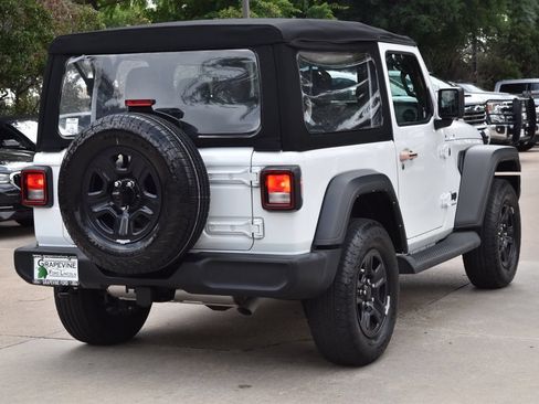 Used 2024 Jeep Wrangler Sport AWD/4WD image 8