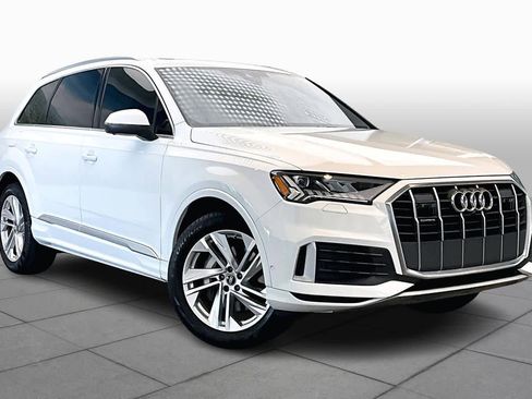 Used 2023 Audi Q7 Premium Plus w/ Premium Plus Package image 3