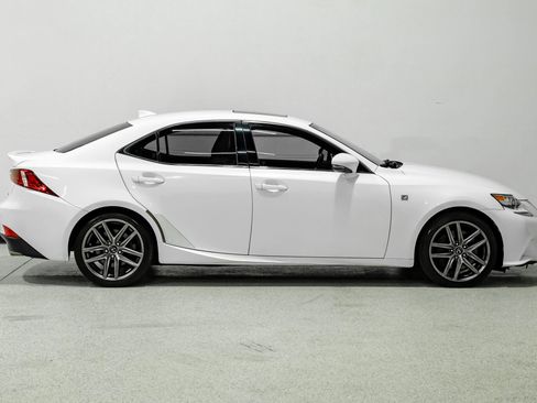 Used 2016 Lexus IS 200t w/ F Sport Package RWD image 5