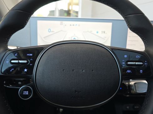 Used 2024 Hyundai Ioniq 5 Limited RWD image 25