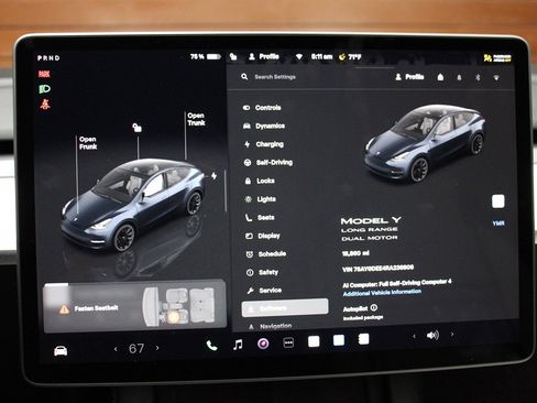 Used 2024 Tesla Model Y Long Range AWD/4WD image 29