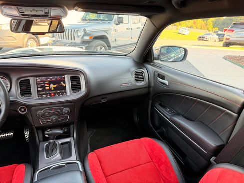 Used 2023 Dodge Charger Scat Pack RWD image 40