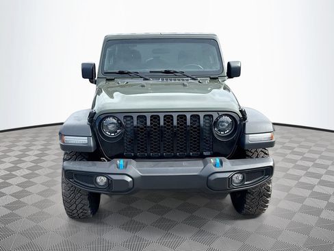 Used 2023 Jeep Wrangler Unlimited w/ Cold Weather Group AWD/4WD image 2