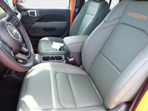 New 2025 Jeep Gladiator Mojave w/ Safety Group image 10