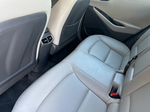 Used 2019 Hyundai Ioniq Limited w/ Ultimate Package 02 FWD image 12