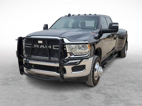 Used 2023 RAM 3500 Tradesman AWD/4WD image 4