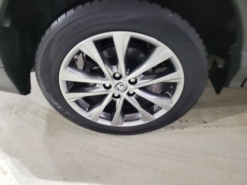 Used 2017 Toyota RAV4 Limited w/ Advanced Technology Package image 27