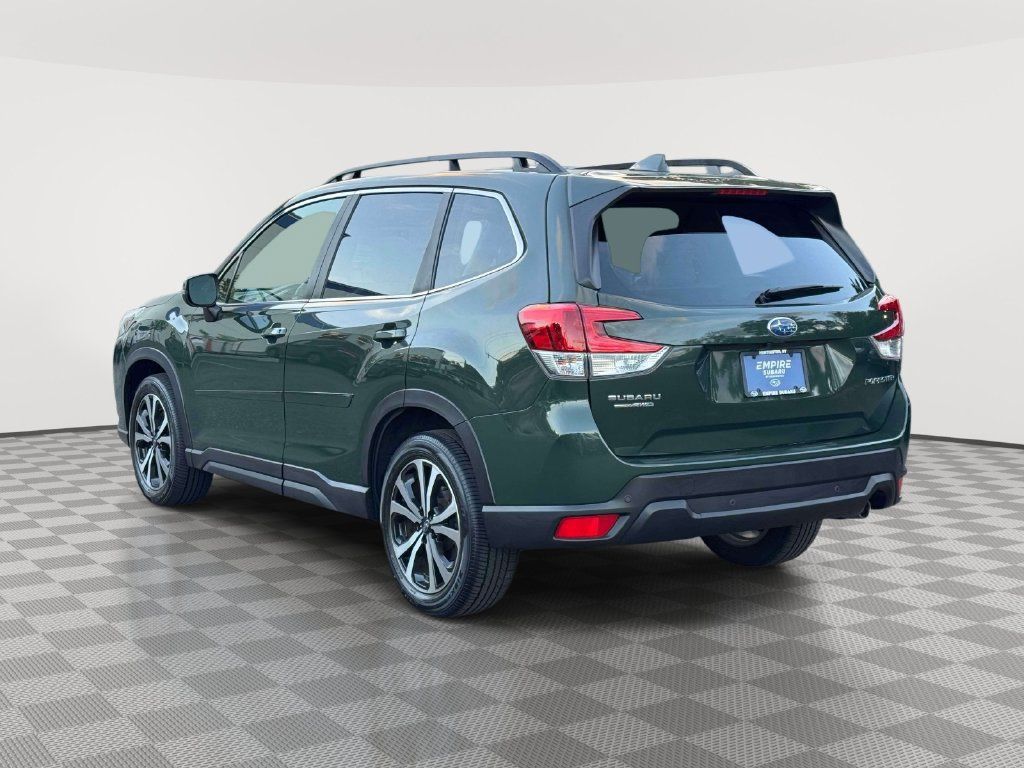 Used 2023 Subaru Forester Limited AWD/4WD image 6