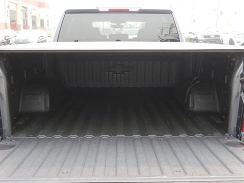 Used 2022 Chevrolet Silverado 1500 RST AWD/4WD image 10